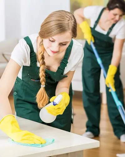 Especialista en limpieza de baño